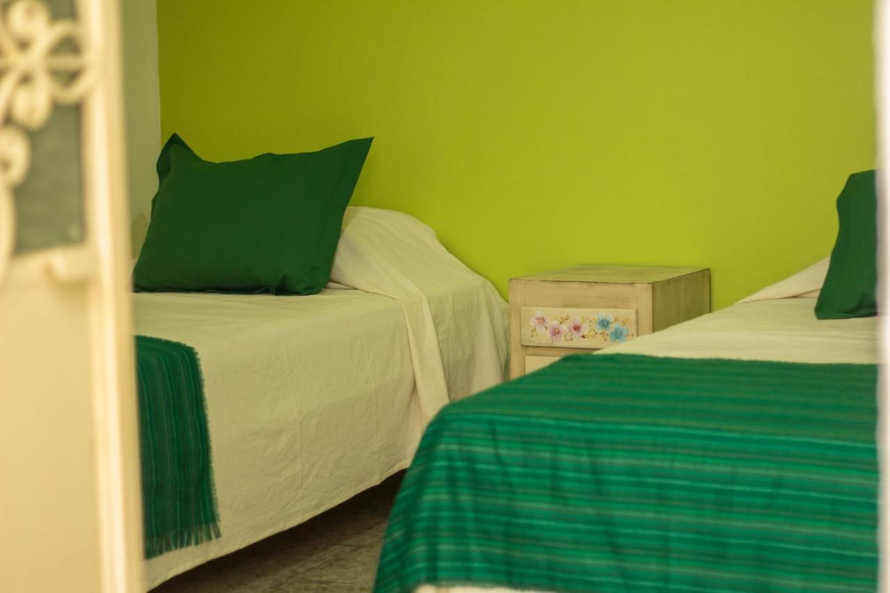Hostal Tlaquepaque Bagian luar foto
