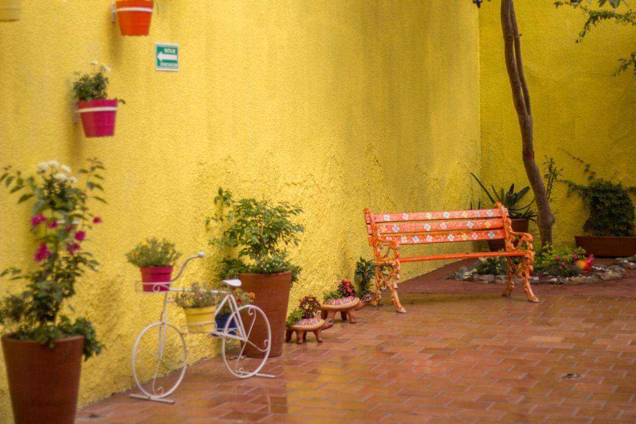 Hostal Tlaquepaque Bagian luar foto